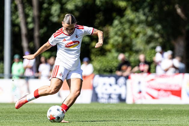 2.Frauen-Bundesliga: FC Köln Frauen II - SC Sand; 02.08.2026 Antonia Langshausen (1. FC Köln Frauen, 10) 2.Frauen-Bundesliga: FC Köln Frauen II - SC Sand; Geißbockheim, Köln; 02.08.2026 DFL regulations prohibit any use of photographs as image sequences and or quasi video. *** Women s Bundesliga 2: FC Köln Women II vs. SC Sand, August 2, 2026, Antonia Langshausen, 1 FC Köln Women, 10 Women s Bundesliga 2: FC Köln Women II vs. SC Sand, Geißbockheim, Cologne August 2, 2026 DFL regulations prohibit any use of photographs as image sequences and or quasi-video Copyright: xBEAUTIFULxSPORTS Buriakovx