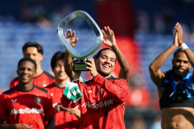 2026-08-02 Feyenoord v Atalanta Bergamo - Pre Season Friendly ROTTERDAM, NETHERLANDS - AUGUST 2: Anis Hadj Moussa of Feyenoord celebrating the win of the Kuip Cup during the Pre Season Friendly match between Feyenoord and Atalanta Bergamo at Stadion Feijenoord on August 2, 2026 in Rotterdam, Netherlands. Rotterdam Stadion Feijenoord Netherlands Content not available for redistribution in The Netherlands directly or indirectly through any third parties. Copyright: xHansxvanxderxValkx