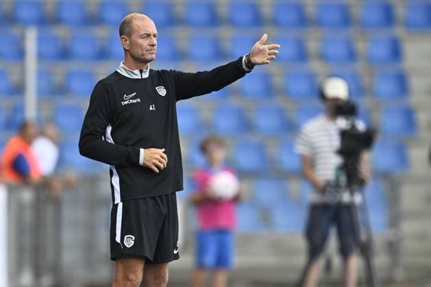 Genk s head coach Jess Thorup pictured during a friendly soccer game between Racing Genk vs FC Twente, on Sunday 02 August 2026 in Genk, in preparation of the upcoming 2026-2027 Belgian first division soccer season. JOHAN EYCKENS JohanxEyckens  x182622975x