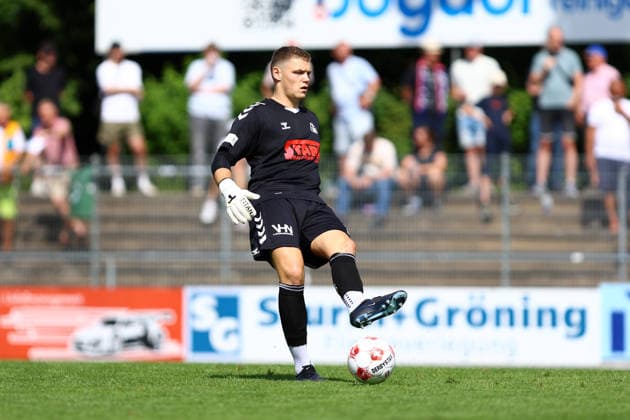 1 Damian Schobert (SV Atlas Delmenhorst) Fußball I Herren I Regionalliga Nord I Saison 2026-2027 I 1. Spieltag I FC Eintracht Norderstedt - SV Atlas Delmenhorst I 02.08.2026 I Edmund-Plambeck-Stadion *** 1 Damian Schobert SV Atlas Delmenhorst Soccer I Men s I Regionalliga Nord I 2026–2027 Season I Matchday 1 I FC Eintracht Norderstedt vs. SV Atlas Delmenhorst I August 2, 2026 I Edmund Plambeck Stadium
