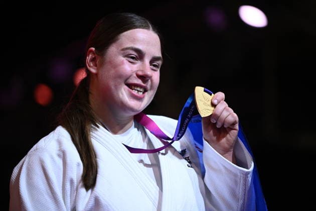 COM26 JUDO, Gold medalist Sydnee Andrews of New Zealand poses during the medal ceremony for the Women s Judo +78kg Gold Medal match during the Glasgow 2026 Commonwealth Games at SEC Centre Hall 4 in Glasgow, Scotland, Sunday, August 02 , 2026. ( NO ARCHIVING, EDITORIAL USE ONLY Glasgow Scotland United Kingdom  Copyright: xJOELxCARRETTx 20260803130412207138