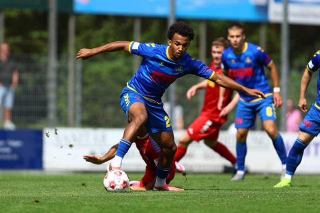 29 Eric Anozie (SV Atlas Delmenhorst) Fußball I Herren I Regionalliga Nord I Saison 2026-2027 I 1. Spieltag I FC Eintracht Norderstedt - SV Atlas Delmenhorst I 02.08.2026 I Edmund-Plambeck-Stadion *** 29 Eric Anozie SV Atlas Delmenhorst Soccer I Men s Team I Regionalliga Nord I 2026–2027 Season I Matchday 1 I FC Eintracht Norderstedt vs. SV Atlas Delmenhorst I August 2, 2026 I Edmund Plambeck Stadium