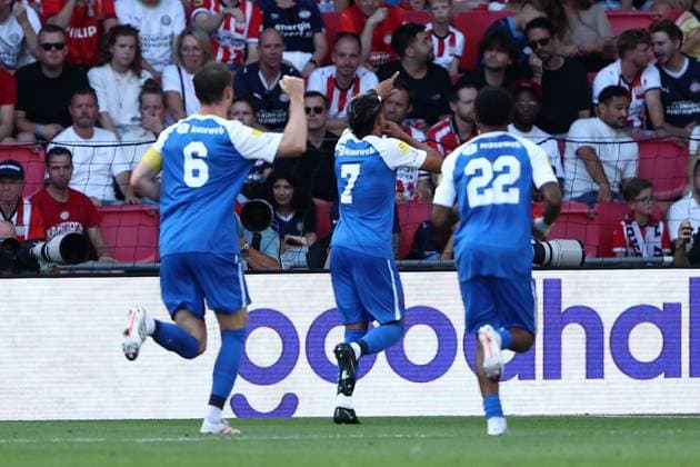 EINDHOVEN , 02-08-2026 , Philips Stadium , Dutch football Johan Cruijff Schaal season 2026 2027, Match between PSV - AZ , picture shows , AZ player Weslley Patati scores 0-2 for AZ PSV - AZ (JC Cup)  x205411151x Copyright: