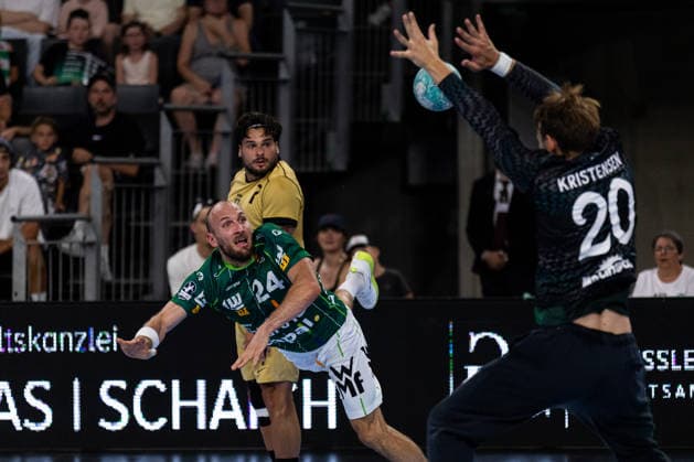 Marcel SCHILLER (FRISCH AUF! Goeppingen, 24) erzielt ein Tor, Aktion, Torwurf GER, FRISCH AUF! Goeppingen vs. Sporting Lissabon, Handball, Testspiel Vorbereitung, Spielzeit 2026 2027, 02.08.2026, GER, FRISCH AUF! Goeppingen vs. Sporting Lissabon, Handball, Testspiel Vorbereitung, Spielzeit 2026 2027, 02.08.2026, Neu-Ulm *** Marcel SCHILLER, FRISCH AUF Goeppingen, No. 24 scores a goal, play, shot on goal, GER, FRISCH AUF Goeppingen vs. Sporting Lisbon, handball, preseason friendly, 2026–2027 season, August 2, 2026, GER, FRISCH AUF Goeppingen vs. Sporting Lisbon, handball, preseason friendly, 2026–2027 season, August 2, 2026, Neu Ulm Copyright: xEibnerxPressefoto OliverxSchmidtx EP_OST