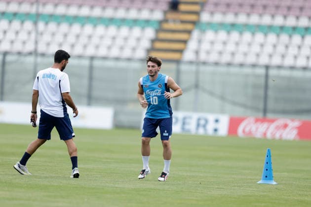 SSC Napoli preseason 2026-27 in Castel Di Sangro Napoli s Scottish midfielder Billy Gilmour during SSC Napoli s 2026-27 preseason training camp in Castel Di Sangro, Abruzzo, Italy. August, 02, 2026. _BPH1389 Copyright: xAntonioxBalascox