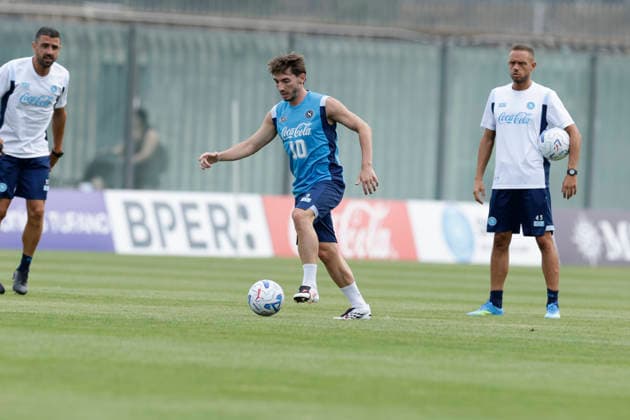 SSC Napoli preseason 2026-27 in Castel Di Sangro Napoli s Scottish midfielder Billy Gilmour during SSC Napoli s 2026-27 preseason training camp in Castel Di Sangro, Abruzzo, Italy. August, 02, 2026. _BPH1563 Copyright: xAntonioxBalascox