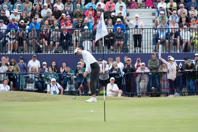 LYTHAM, ENGLAND - AUGUST 2: Esther Henseleit (GER) putts on the 18th green to force a play-off during Round 4 at the 50th AIG Women™s Open Championship at the Royal Lytham and St Anne™s Golf Club, Lytham on August 2, 2026 in Lancashire, England The 50th AIG Women™s Open Championship