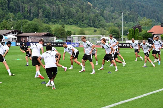 02.08.2026; Rottach-Egern; Fussball, Herren, Saison 2026 2027, Trainingslager Borussia Moenchengladbach Trainingsuebung DFL regulations prohibit any use of photographs as image sequences and or quasi-video. Stadion Am Birkenmoos Bayern Deutschland *** August 2, 2026 Rottach Egern Soccer, Men s, 2026–2027 Season, Borussia Mönchengladbach Training Camp, Training Drill. DFL regulations prohibit any use of photographs as image sequences and or quasi-video. Am Birkenmoos Stadium, Bavaria, Germany