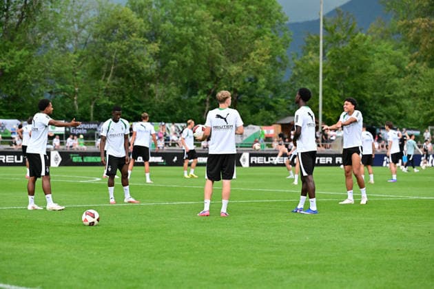 02.08.2026; Rottach-Egern; Fussball, Herren, Saison 2026 2027, Trainingslager Borussia Moenchengladbach v. li. Mathieu Nguefack (Gladbach), Iaia Manco Danfa (Gladbach), Edin Biber (Gladbach), Dillon Berko (Gladbach), Tyler Meiser (Gladbach) DFL regulations prohibit any use of photographs as image sequences and or quasi-video. Stadion Am Birkenmoos Bayern Deutschland *** August 2, 2026 Rottach Egern Soccer, Men s, 2026–2027 Season, Borussia Mönchengladbach Training Camp (from left): Mathieu Nguefack (Gladbach), Iaia Manco Danfa (Gladbach), Edin Biber (Gladbach), Dillon Berko (Gladbach), Tyler Meiser (Gladbach). DFL regulations prohibit any use of photographs as image sequences and or quasi-video. Am Birkenmoos Stadium, Bavaria, Germany
