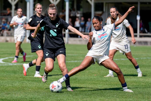 v.li.: Alisa Grincenco (Viktoria, 8), Maimouna Stein (TSG II, 11), Zweikampf, Spielszene, Duell, duel, tackle, tackling, Dynamik, Action, Aktion, 02.08.2026, St. Leon-Rot (Deutschland), Fussball, 2. Frauen-Bundesliga, TSG 1899 Hoffenheim U20 - FC Viktoria Berlin, DFB DFL REGULATIONS PROHIBIT ANY USE OF PHOTOGRAPHS AS IMAGE SEQUENCES AND OR QUASI-VIDEO. *** From left: Alisa Grincenco (Viktoria), 8, Maimouna Stein (TSG II), 11, tackle, game scene, duel, tackle, tackling, dynamic, action, 02 08 2026, St. Leon-Rot, Germany, soccer, Women’s Bundesliga 2, TSG 1899 Hoffenheim U20 vs. FC Viktoria Berlin, DFB and DFL regulations prohibit any use of photographs as image sequences and or quasi-video xozx