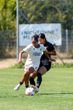 v.li.: Maimouna Stein (TSG II, 11), Maya Ruby Hahn (Viktoria, 11), Zweikampf, Spielszene, Duell, duel, tackle, tackling, Dynamik, Action, Aktion, 02.08.2026, St. Leon-Rot (Deutschland), Fussball, 2. Frauen-Bundesliga, TSG 1899 Hoffenheim U20 - FC Viktoria Berlin, DFB DFL REGULATIONS PROHIBIT ANY USE OF PHOTOGRAPHS AS IMAGE SEQUENCES AND OR QUASI-VIDEO. *** From left: Maimouna Stein (TSG II), 11, Maya Ruby Hahn (Viktoria), 11, tackle, game scene, duel, tackle, tackling, dynamism, action, 02 08 2026, St. Leon-Rot, Germany, soccer, Women’s Bundesliga 2, TSG 1899 Hoffenheim U20 vs. FC Viktoria Berlin, DFB and DFL regulations prohibit any use of photographs as image sequences and or quasi-video xozx