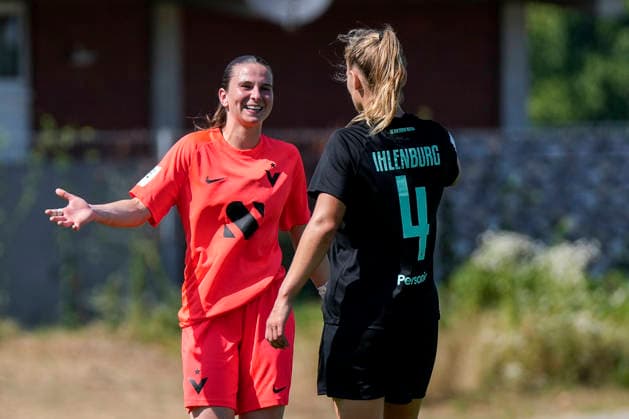 v.li.: Hannah Etzold (Torhüterin, Torwart, Viktoria, 31), Toma Ihlenburg (Viktoria, 4), Spielerinnen vom FC Viktoria Berlin, Jubel nach dem Schlusspfiff, Freude über den Sieg, Sieger, Gewinner, jubelt, jubeln, fröhlich, positiv, freut sich, freuen, optimistisch, Highlight, Action, Aktion, 02.08.2026, St. Leon-Rot (Deutschland), Fussball, 2. Frauen-Bundesliga, TSG 1899 Hoffenheim U20 - FC Viktoria Berlin, DFB DFL REGULATIONS PROHIBIT ANY USE OF PHOTOGRAPHS AS IMAGE SEQUENCES AND OR QUASI-VIDEO. *** From left: Hannah Etzold, goalkeeper, Viktoria, 31; Toma Ihlenburg, Viktoria, 4; players from FC Viktoria Berlin, Celebration after the final whistle, joy over the victory, winners, celebrating, cheerful, positive, happy, optimistic, highlight, action, August 2, 2026, St. Leon-Rot, Germany, soccer, Women’s Bundesliga 2, TSG 1899 Hoffenheim U20 vs. FC Viktoria Berlin, DFB and DFL regulations prohibit any use of photographs as image sequences and or quasi-video xozx