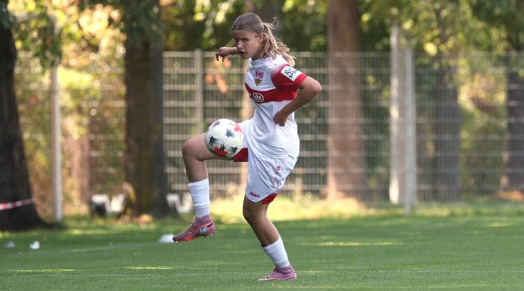 2026.08.02, Deutschland, Stuttgart, Fußball VfB Stuttgart Frauen vs. Spvgg Greuther Fürth, Anna Schmidt (VfB) *** August 2, 2026, Germany, Stuttgart, Soccer: VfB Stuttgart Women vs. Spvgg Greuther Fürth, Anna Schmidt (VfB)