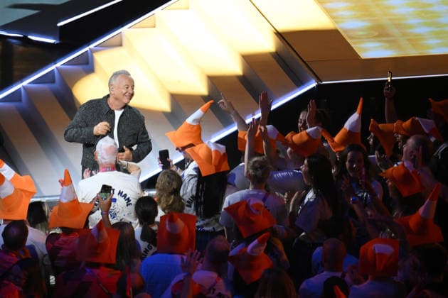COM26 CLOSING CEREMONY, Jim Kerr, lead singer of Simple Minds performs during the Closing Ceremony of the Glasgow 2026 Commonwealth Games at The Hydro in Glasgow, Scotland, Sunday, August 2, 2026. ( NO ARCHIVING, EDITORIAL USE ONLY GLASGOW UNITED KINGDOM  Copyright: xLUKASxCOCHx 20260803187196423527