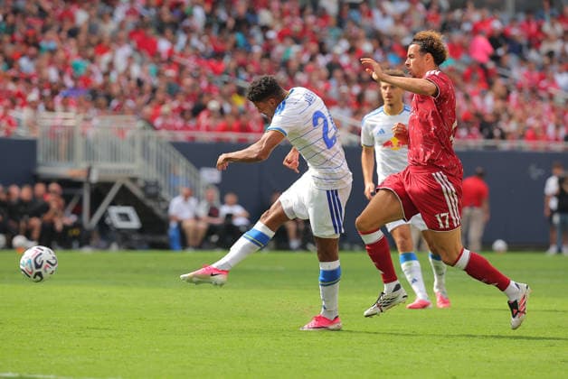 CHICAGO, IL - AUGUST 02: James Justin 24 of Leeds United and Curtis Jones 17 of Liverpool FC in action during a friendly match between Liverpool FC and Leeds United on August 2, 2026 at Soldier Field in Chicago, Illinois.(Photo by Melissa Tamez Icon Sportswire) SOCCER: AUG 02 Leeds United v Liverpool EDITORIAL USE ONLY Icon260802009
