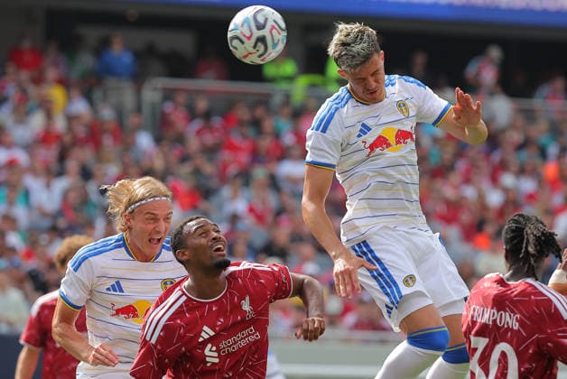 CHICAGO, IL - AUGUST 02: Tarik MuharemoviÄ‡ 5 of Leeds United heads the ball during a friendly match between Liverpool FC and Leeds United on August 2, 2026 at Soldier Field in Chicago, Illinois.(Photo by Melissa Tamez Icon Sportswire) SOCCER: AUG 02 Leeds United v Liverpool EDITORIAL USE ONLY Icon260802012
