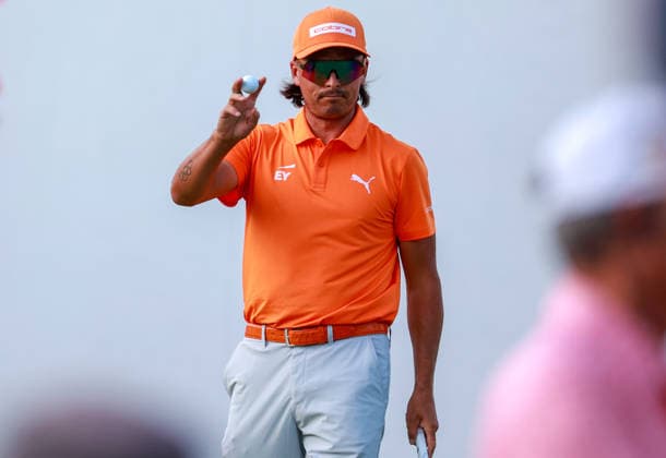 Rocket Mortgage 2026 DETROIT, MICHIGAN - August 2: Rickie Fowler of the United States acknowledges the fans after completing the 18th hole at the conclusion of the Rocket Classic 2026 at the Detroit Golf Club in Detroit, Michigan, USA, August 2, 2026. Detoit Michian United States  Copyright: xAmyxLemusx originalFilename:lemus-rocketmo260802_npi2F.jpg