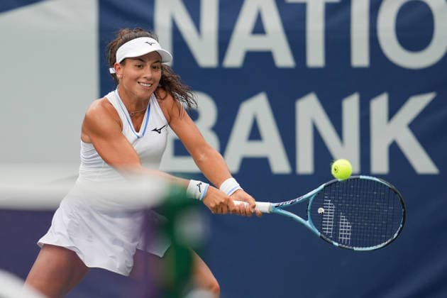 WTA, Tennis Damen Masters 1000 National Bank Open Toronto 2026 - Round of 128 - Day 1 Lucrezia Stefanini of Italy hits a two-handed backhand against Camila Osorio of Colombia during the Women™s Singles round of 128 match on day 1 of the WTA Masters 1000 National Bank Open at Sobeys Stadium. on August 2, 2026 in Toronto, Canada. (Photo by Leonardo Ramirez Eyepix Group) Copyright: xLeonardoxRamirezx xEyepixxGroupx LR02082026-04144