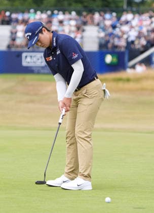 Golf: Women s British Open Yuka Saso of Japan makes a par putt on the first hole during the final round of the Women s British Open golf tournament on Aug. 2, 2026, at Royal Lytham &amp; St Annes Golf Club in Lytham St Annes, England.  A14AA0005624872P