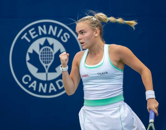 (260803) -- TORONTO, Aug. 3, 2026 -- Sara Bejlek of the Czech Republic celebrates a point during the first round of the women s singles match between Wang Xiyu of China and Sara Bejlek of the Czech Republic at the 2026 National Bank Open tennis tournament in Toronto, Canada, Aug. 2, 2026. (Photo by Xinhua) (SP)CANADA-TORONTO-TENNIS-NATIONAL BANK OPEN-WOMEN S SINGLES ZouxZheng 