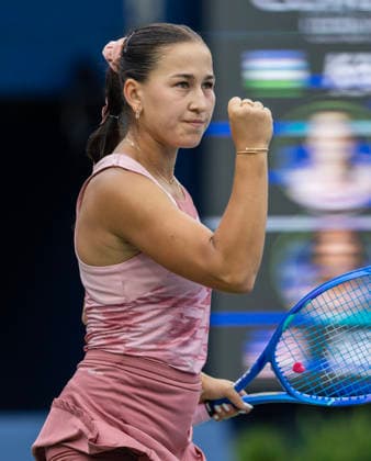 (260803) -- TORONTO, Aug. 3, 2026 -- Kamilla Rakhimova of Uzbekistan celebrates a point during the first round of the women s singles match between Kamilla Rakhimova of Uzbekistan and Venus Williams of the United States at the 2026 National Bank Open tennis tournament in Toronto, Canada, Aug. 2, 2026. (Photo by Xinhua) (SP)CANADA-TORONTO-TENNIS-NATIONAL BANK OPEN-WOMEN S SINGLES ZouxZheng 
