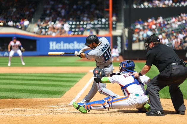 MLB, Baseball Herren, USA Miami Marlins Vs. New York Mets Miami Marlins player Joe Mack 80 hits a solo home run during the fifth inning of a baseball game against the New York Mets at Citi Field in Flushing, New York, on August 2, 2026. Flushing N.Y. United States  Copyright: xGordonxDonovanx originalFilename:donovan-mlbmiami260802_npkvu.jpg