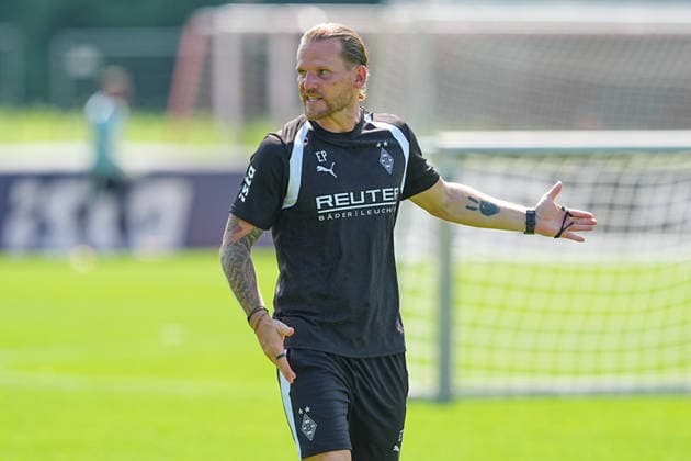03.08.2026, xydrx, Fußball, Trainingslager, Borussia Mönchengladbach, Saison 2026 2027, Stadion am Birkenmoos: Eugen Polanski (Cheftrainer Borussia Moenchengladbach) gestikulierend DFB regulations prohibit any use of photographs as image sequences and or quasi-video. *** August 3, 2026, xydrx, soccer, training camp, Borussia Mönchengladbach, 2026–2027 season, Birkenmoos Stadium: Eugen Polanski, head coach of Borussia Mönchengladbach, gesturing. DFB regulations prohibit any use of photographs as image sequences and or quasi-video. Copyright: HMBxMedia YannisxDreimann