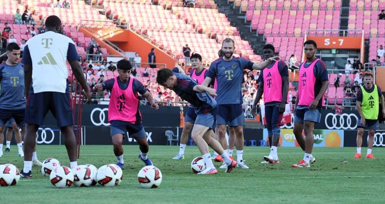 SKO, Konrad Laimer (FC Bayern Muenchen 27), Oeffentliches Training FC Bayern Muenchen vor dem Testspiel bei Jeju SK, Saison 2026-27, 03.08.2026 Bayern Muenchen Suedkorea *** SKO, Konrad Laimer FC Bayern Munich 27, FC Bayern Munich open practice ahead of the friendly match against Jeju SK, 2026–27 season, March 8, 2026, Bayern Munich, South Korea Copyright: xEibner-Pressefotox EP_JNL