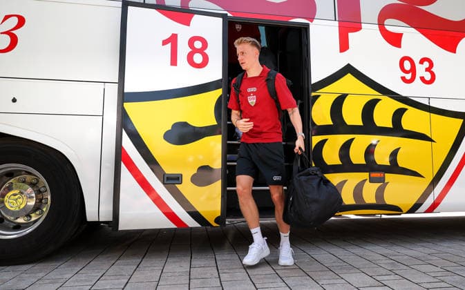 03.08.2026, Deutschland, Grassau, Fußball Bundesliga, Saison 2026 2027, Trainingslager VfB Stuttgart, Chris Führich *** August 3, 2026, Germany, Grassau, Bundesliga, 2026–2027 season, VfB Stuttgart training camp, Chris Führich