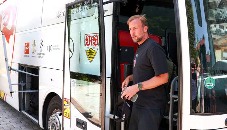 03.08.2026, Deutschland, Grassau, Fußball Bundesliga, Saison 2026 2027, Trainingslager VfB Stuttgart, VfB Trainer Sebastian Hoeneß *** August 3, 2026, Germany, Grassau, Bundesliga, 2026–2027 season, VfB Stuttgart training camp, VfB coach Sebastian Hoeneß