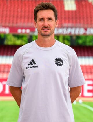 30.07.2026 - 1. FC Nürnberg FCN ( Club ) - 2. Fussball Bundesliga BL - Saison 2026 2027 - Fototermin Porträttermin Vorstellung Präsentation Pressetermin - - xwoxzix - Einzelbild Einzelfoto Portrait Porträt Kopfbild - Miroslav Miro Klose ( Trainer 1. FC Nürnberg FCN ) *** July 30, 2026 1 FC Nuremberg FCN Club 2 Soccer Bundesliga BL 2026–2027 Season Photo Shoot Portrait Session Introduction Presentation Press Conference xwoxzix Single Image Individual Photo Portrait Headshot Miroslav Miro Klose Coach 1 FC Nuremberg FCN