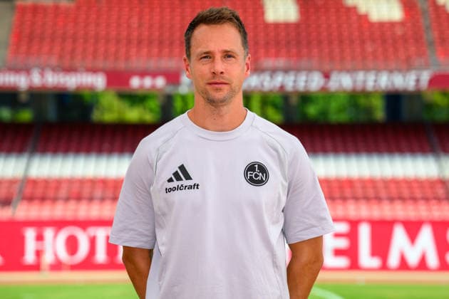 30.07.2026 - 1. FC Nürnberg FCN ( Club ) - 2. Fussball Bundesliga BL - Saison 2026 2027 - Fototermin Porträttermin Vorstellung Präsentation Pressetermin - - xwoxzix - Einzelbild Einzelfoto Portrait Porträt Kopfbild - Dennis Neudahm (Torwarttrainer 1. FC Nürnberg FCN ) *** July 30, 2026 1 FC Nuremberg FCN Club 2 Soccer Bundesliga BL 2026–2027 Season Photo Shoot Portrait Session Introduction Presentation Press Event xwoxzix Single Image Individual Photo Portrait Headshot Dennis Neudahm Goalkeeper Coach 1 FC Nuremberg FCN