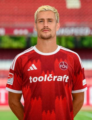 30.07.2026 - 1. FC Nürnberg FCN ( Club ) - 2. Fussball Bundesliga BL - Saison 2026 2027 - Fototermin Porträttermin Vorstellung Präsentation Pressetermin - - xwoxzix - Einzelbild Einzelfoto Portrait Porträt Kopfbild - Sigurd Haugen ( 9, 1. FC Nürnberg FCN ) *** July 30, 2026 1 FC Nuremberg (FCN) Club 2 Soccer Bundesliga (BL) 2026–2027 Season Photo Shoot Portrait Session Introduction Presentation Press Event xwoxzix Single Image Individual Photo Portrait Headshot Sigurd Haugen 9, 1 FC Nuremberg FCN