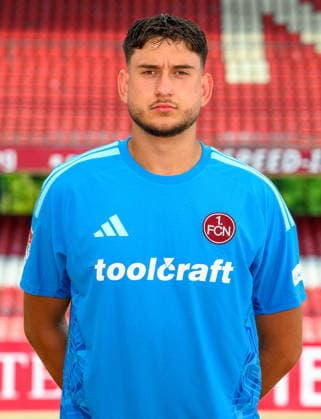 30.07.2026 - 1. FC Nürnberg FCN ( Club ) - 2. Fussball Bundesliga BL - Saison 2026 2027 - Fototermin Porträttermin Vorstellung Präsentation Pressetermin - - xwoxzix - Einzelbild Einzelfoto Portrait Porträt Kopfbild - Robin Lisewski (13, 1. FC Nürnberg FCN ) *** July 30, 2026 1 FC Nuremberg FCN Club 2 Soccer Bundesliga BL 2026–2027 Season Photo Shoot Portrait Session Introduction Presentation Press Event xwoxzix Single Image Single Photo Portrait Headshot Robin Lisewski 13, 1 FC Nuremberg FCN
