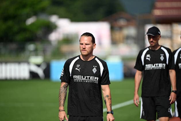 03.08.2026; Rottach-Egern; Fussball, Herren, Saison 2026 2027, Trainingslager Borussia Moenchengladbach Eugen Polanski (Trainer Gladbach) DFL regulations prohibit any use of photographs as image sequences and or quasi-video. Stadion Am Birkenmoos Bayern Deutschland *** August 3, 2026 Rottach Egern Soccer, Men s, 2026–2027 Season, Borussia Mönchengladbach Training Camp Eugen Polanski, Gladbach Coach DFL regulations prohibit any use of photographs as image sequences and or quasi-video Am Birkenmoos Stadium, Bavaria, Germany