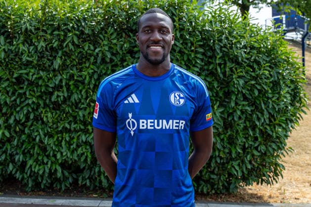03.08.2026, Porträttermin 2026 2027 beim FC Schake 04, 1. Bundesliga, , Bryan Lasme (FC Schalke 04). Gelsenkirchen Veltins Arena NRW Deutschland xRHR-FOTO DEx *** August 3, 2026, Photo shoot for the 2026–2027 season at FC Schalke 04, Bundesliga 1, , Bryan Lasme, FC Schalke 04, Gelsenkirchen, Veltins Arena, North Rhine-Westphalia, Germany, xRHR FOTO DEx Copyright: DennisxEwert RHR-FOTOx RHR-FOTO DE