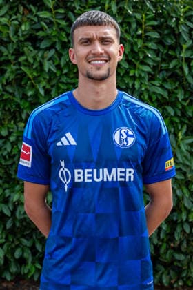 03.08.2026, Porträttermin 2026 2027 beim FC Schake 04, 1. Bundesliga, , Dejan Ljubicic (FC Schalke 04). Gelsenkirchen Veltins Arena NRW Deutschland xRHR-FOTO DEx *** August 3, 2026, Photo shoot for the 2026–2027 season at FC Schalke 04, Bundesliga 1, , Dejan Ljubicic, FC Schalke 04, Gelsenkirchen, Veltins Arena, North Rhine-Westphalia, Germany, xRHR, PHOTO DEx Copyright: DennisxEwert RHR-FOTOx RHR-FOTO DE