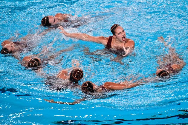 Athletes of team Spain compete in the Artistic Swimming Team Free Final with the coaches during the European Aquatics Championships at the Olympic Aquatic Center in Paris (France), August 3, 2026. Andrea Masini Deepbluemedia Insidefoto