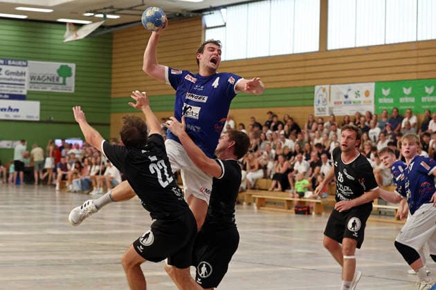 03.08.2026, xovx, Handball Lindencup, HSG Pohlheim - HSG Linden v.l. Jakob Höhn (HSG Linden), Leon Friedl (HSG Pohlheim), Moritz Schmeel (HSG Linden), Luca Weimer (HSG Linden), Noah Well (HSG Pohlheim) Linden Stadthalle Hessen Deutschland (DE) *** August 3, 2026, xovx, Lindencup Handball Tournament, HSG Pohlheim vs. HSG Linden: Jakob Höhn (HSG Linden), Leon Friedl (HSG Pohlheim), Moritz Schmeel (HSG Linden), Luca Weimer (HSG Linden), Noah Well (HSG Pohlheim); Linden City Hall, Hesse, Germany, DE