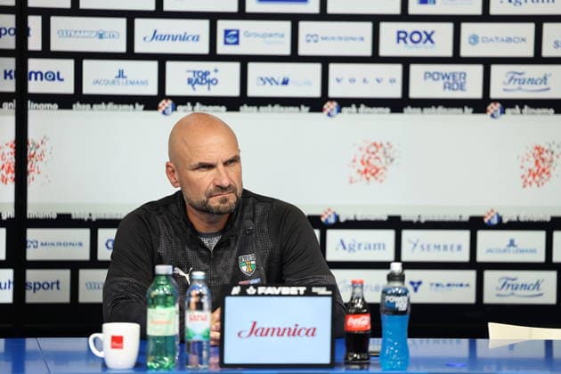 Croatia, Zagreb, 030826. Maksimir Stadium. press conference, PK, Pressekonferenz of Kauno Zalgiris before the match of the third round of UEFA Champions League qualification against GNK Dinamo. In the photo: Zeljko Sopic. Photo: Ranko Suvar CROPIX Zagreb Croatia Copyright: xxRankoxSuvarx zalgiris_press8-030826