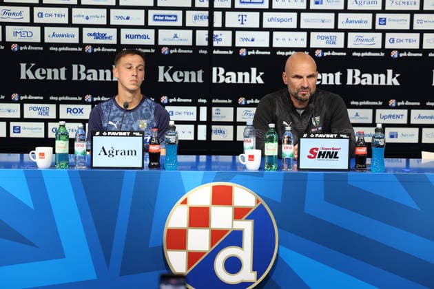 Croatia, Zagreb, 030826. Maksimir Stadium. press conference, PK, Pressekonferenz of Kauno Zalgiris before the match of the third round of UEFA Champions League qualification against GNK Dinamo. In the photo: Ivan Fiolic, Zeljko Sopic. Photo: Ranko Suvar CROPIX Zagreb Croatia Copyright: xxRankoxSuvarx zalgiris_press2-030826