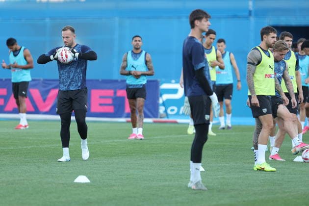 Croatia, Zagreb, 030826. Maksimir Stadium. Training of Kauno Zalgiris before the match of the third round of UEFA Champions League qualification against GNK Dinamo. Photo: Ranko Suvar CROPIX Zagreb Croatia Copyright: xxRankoxSuvarx zalgiris_trening3-030826