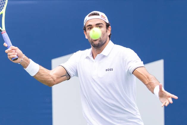 August 3, 2026, Montreal, Quebec, Canada: MATEO BERRETTINI from Italia forehand in match against Mariano Navone from Argentina in first round at Canadian Open at IGA stadium in Montreal, Quebec, Canada on 2026-08-03 Montreal Canada - ZUMAl189 20260803_zsp_l189_006 Copyright: xYannickxLegarex