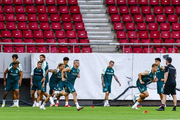 Athens , 03-08-2026 , Stadio Georgios Karaiskakis , third qualifying round of the Champions League , season 2026 2027 , training NEC in Athens , picture shows , NEC player Bryan Linssen Training NEC Athens  x205435284x Copyright: