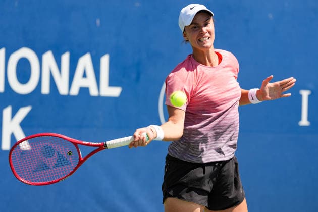 WTA, Tennis Damen Masters 1000 National Bank Open Toronto 2026 - Round of 128 - Day 3 Anhelina Kalinina of Ukraine plays a forehand against Anna Bondar of Hungary during the Women™s Singles round of 128 match on day 3 of the WTA Masters 1000 National Bank Open at Sobeys Stadium. on August 3, 2026 in Toronto, Canada. (Photo by Leonardo Ramirez Eyepix Group) Copyright: xLeonardoxRamirezx xEyepixxGroupx LR03082026-06607