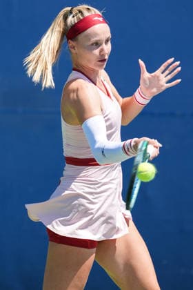 WTA, Tennis Damen Masters 1000 National Bank Open Toronto 2026 - Round of 128 - Day 3 Rebecca Sramkova of Slovakia plays a forehand during the Women™s Singles round of 128 match against Anna Blinkova of Russia on day 3 of the WTA Masters 1000 National Bank Open at Sobeys Stadium on August 3, 2026, in Toronto, Canada. (Photo by Leonardo Ramirez Eyepix Group) Copyright: xLeonardoxRamirezx xEyepixxGroupx LR03082026-07436