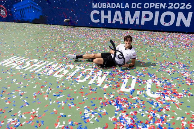 Washington DC Open tennis tournament Taylor Fritz of the USA poses for photographs with the first place trophy after beating Rafael Jodar of Spain in their Mens Final match at the Washington DC Open tennis tournament, in Washington, DC, USA, 03 August 2026. WASHINGTON DC UNITED STATES  Copyright: xWILLxOLIVERx