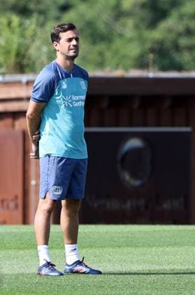 GER, Trainingslager Bayer 04 Leverkusen - Blankenhain 03.08.2026, Blankenhain, GER, Saison 2026 2027, 1.Bundesliga, Bayer 04 Leverkusen - Trainingslager im Bild Trainer Carles Martinez (Leverkusen) DFL regulations prohibit any use of photographs as image sequences and or quasi-video *** GER, Bayer 04 Leverkusen Training Camp in Blankenhain, August 3, 2026, Blankenhain, GER, 2026–2027 Season, Bundesliga 1, Bayer 04 Leverkusen Training Camp in Pictures: Coach Carles Martinez, Leverkusen. DFL regulations prohibit any use of photographs as image sequences and or quasi-video content.