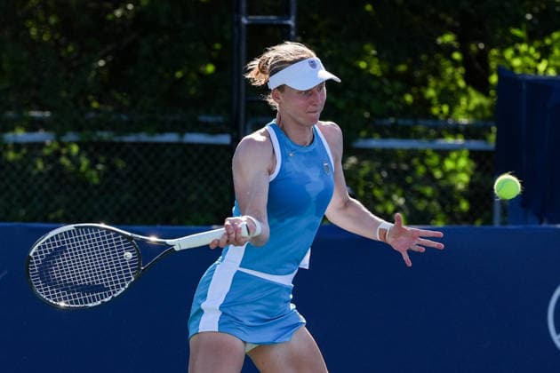 WTA, Tennis Damen Masters 1000 National Bank Open Toronto 2026 - Round of 128 - Day 3 Liudmila Samsonova of Russia plays a forehand during the Women™s Singles round of 128 match against Janice Tjen of Indonesia on day 3 of the WTA Masters 1000 National Bank Open at Sobeys Stadium on August 3, 2026, in Toronto, Canada. (Photo by Leonardo Ramirez Eyepix Group) Copyright: xLeonardoxRamirezx xEyepixxGroupx LR03082026-03198