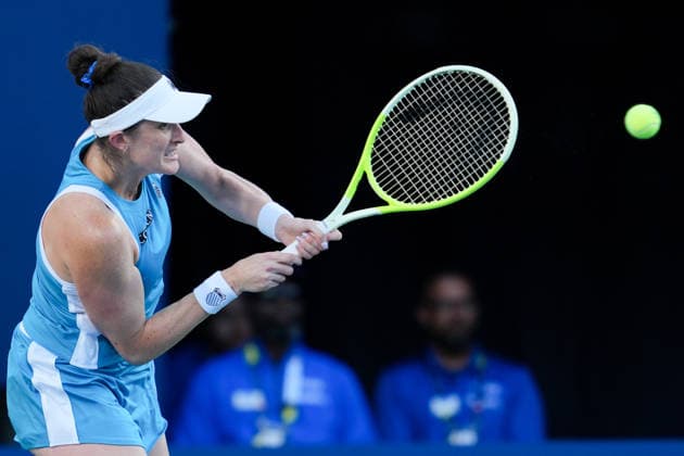 National Bank Open 2026 - Day 3 TORONTO, CANADA - AUGUST 3 : Rebecca Marino of Canada in action against Zeynep Sonmez of Turkiye in the round of 128 during the WTA, Tennis Damen 1000 National Bank Open in Toronto, Ontario, Canada on August 3, 2026. Mert Alper Dervis Anadolu Ontario Canada. Editorial use only. Please get in touch for any other usage.  Copyright: x2026xAnadoluxMertxAlperxDervisx